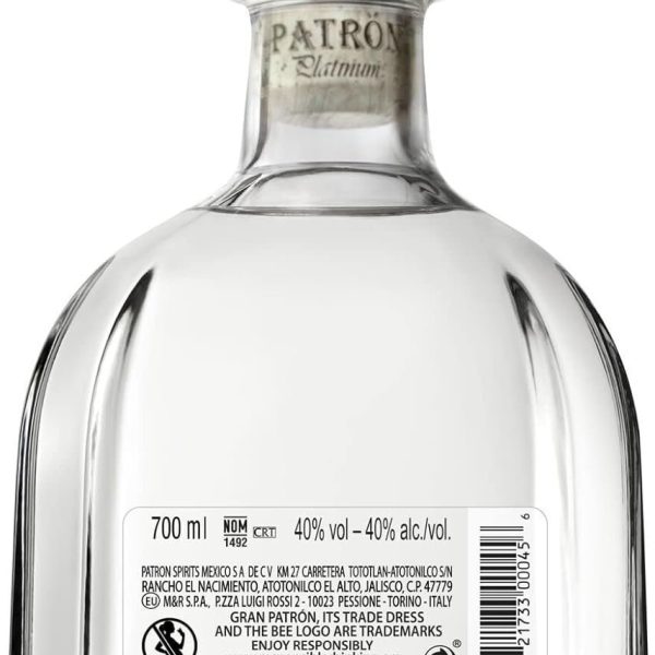 Gran PATRรN Platinum Ultra-Premium Tequila, Made from the Finest 100% Weber Blue Agave, Handcrafted in Small Batches in Mexico, 40% ABV, 70cl / 700m
