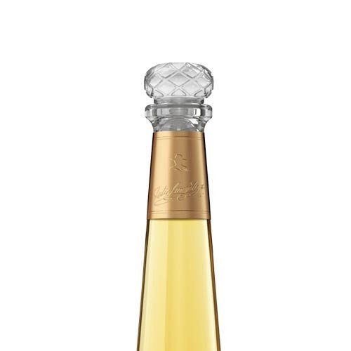 Don Julio Ultima Reserva Extra Añejo Tequila - Image 2